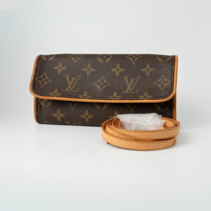 Louis Vuitton Pochette Twin PM Monogram