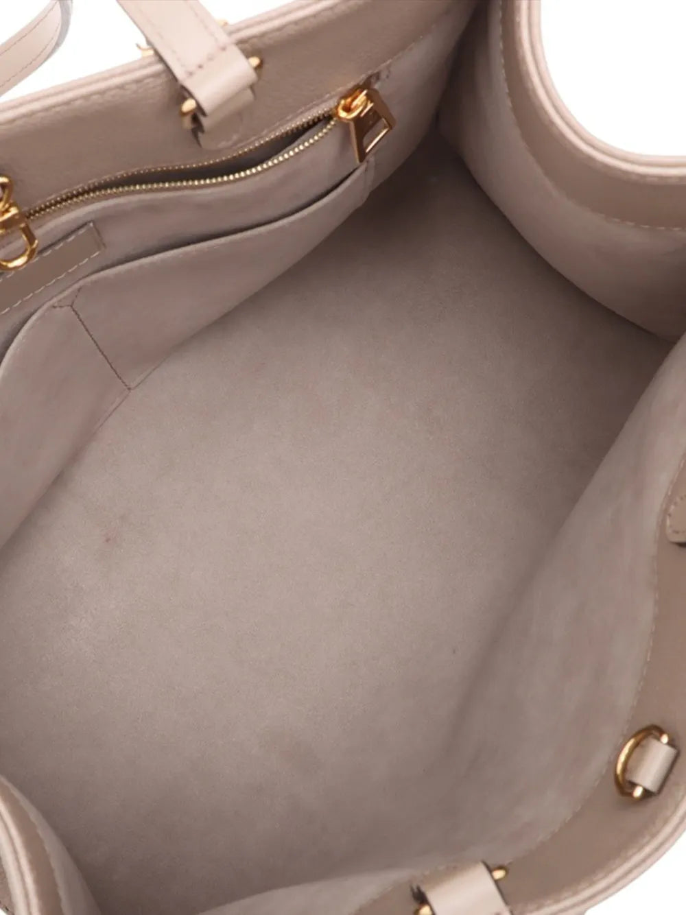 Louis Vuitton OnTheGo MM