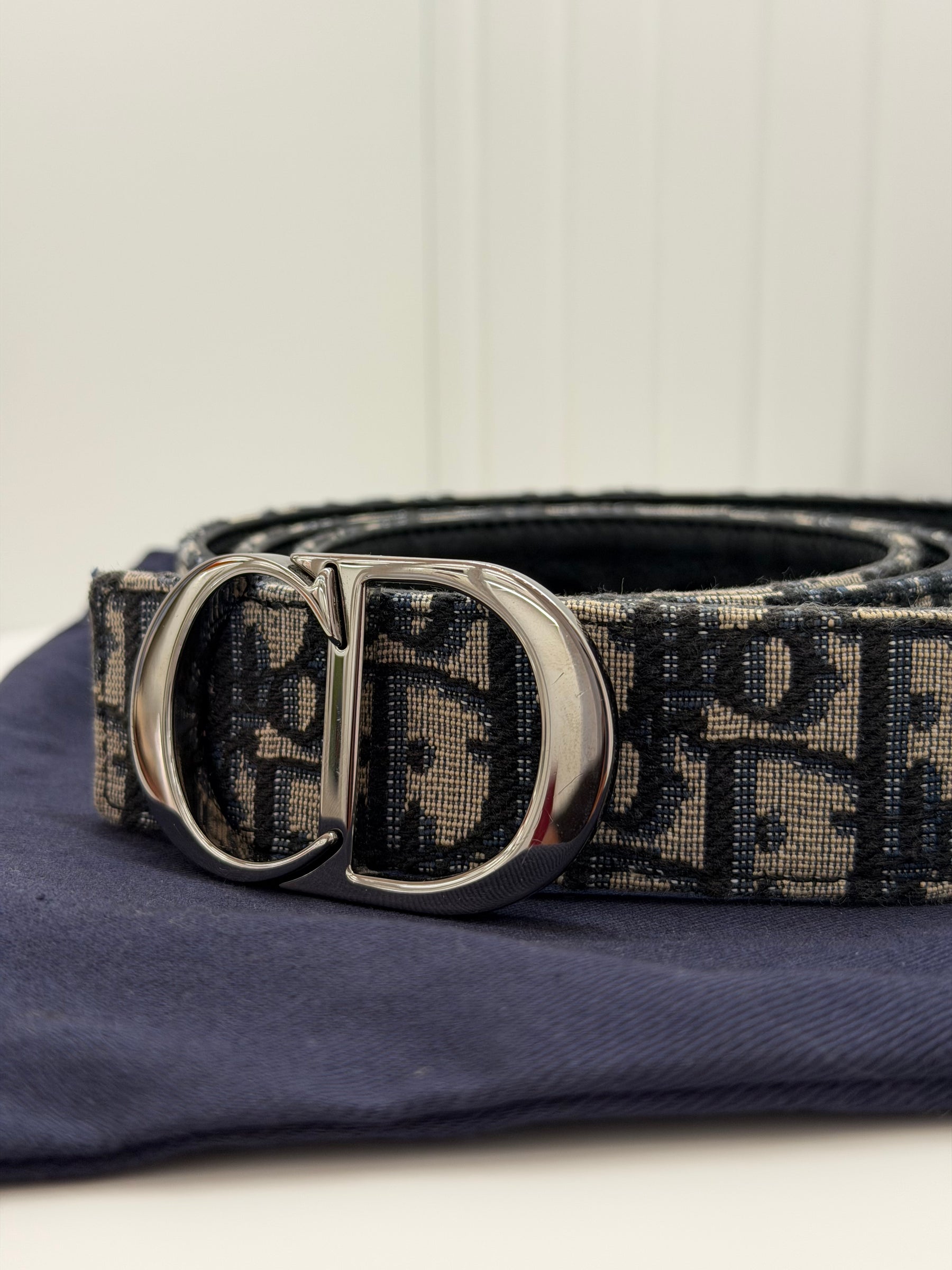 Christian Dior reversible belt in oblique Dior canvas and black leather