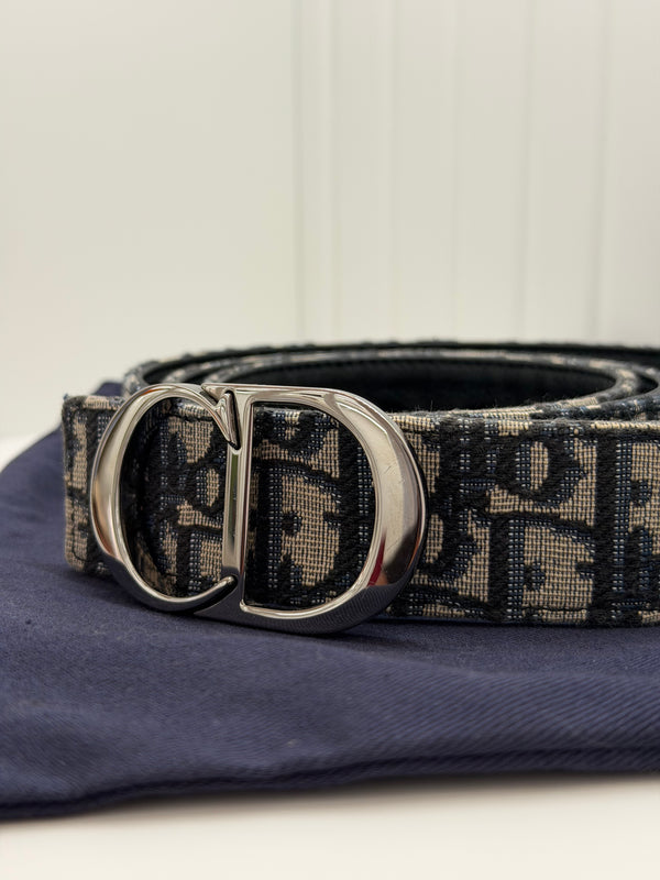 Christian Dior reversible belt in oblique Dior canvas and black leather