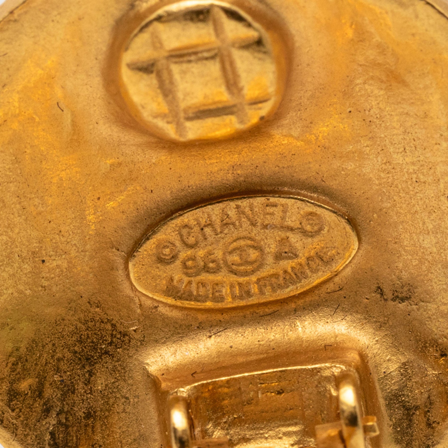 Chanel CC Gold Plated Grapevine Button Clip On Earrings