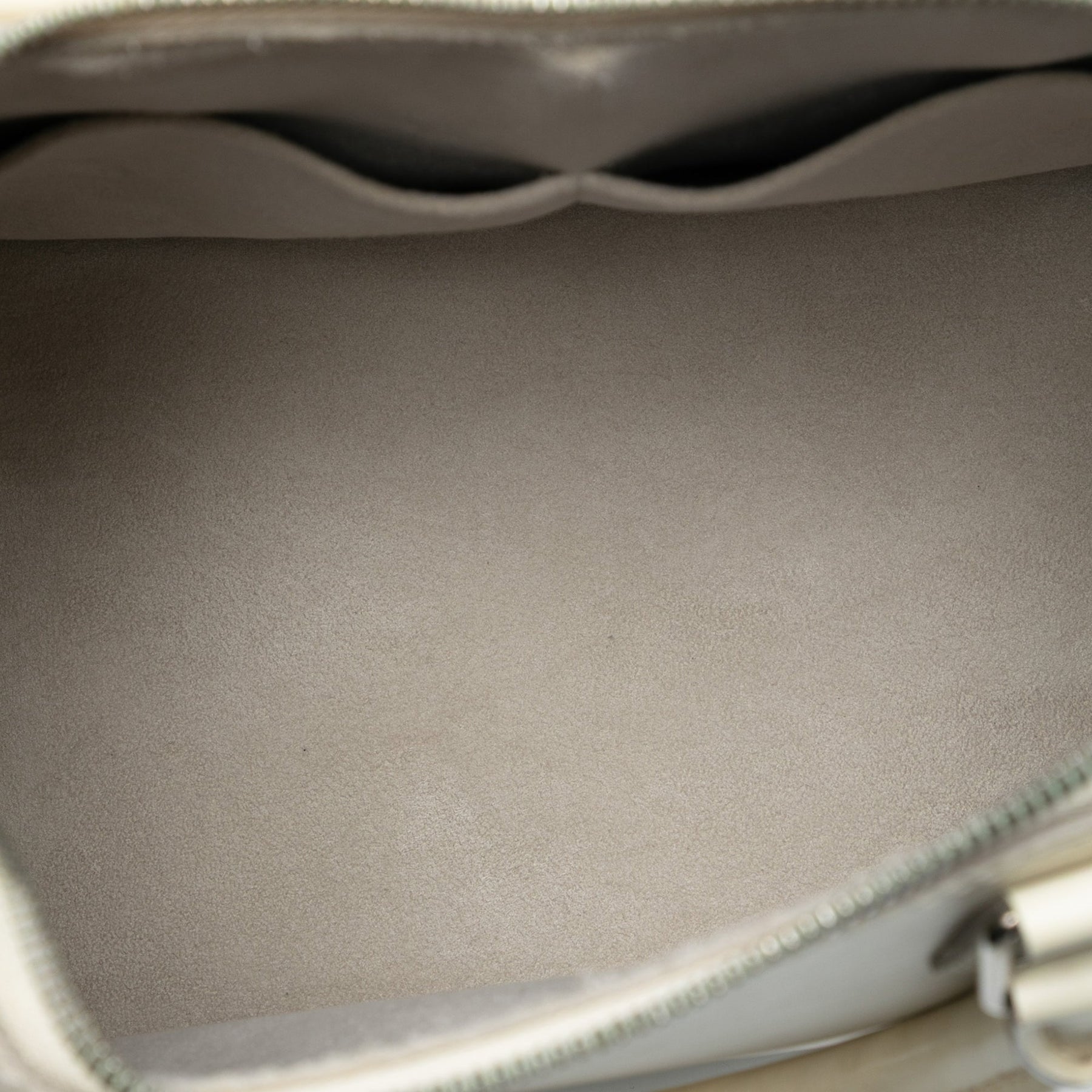 Louis Vuitton Epi Alma PM