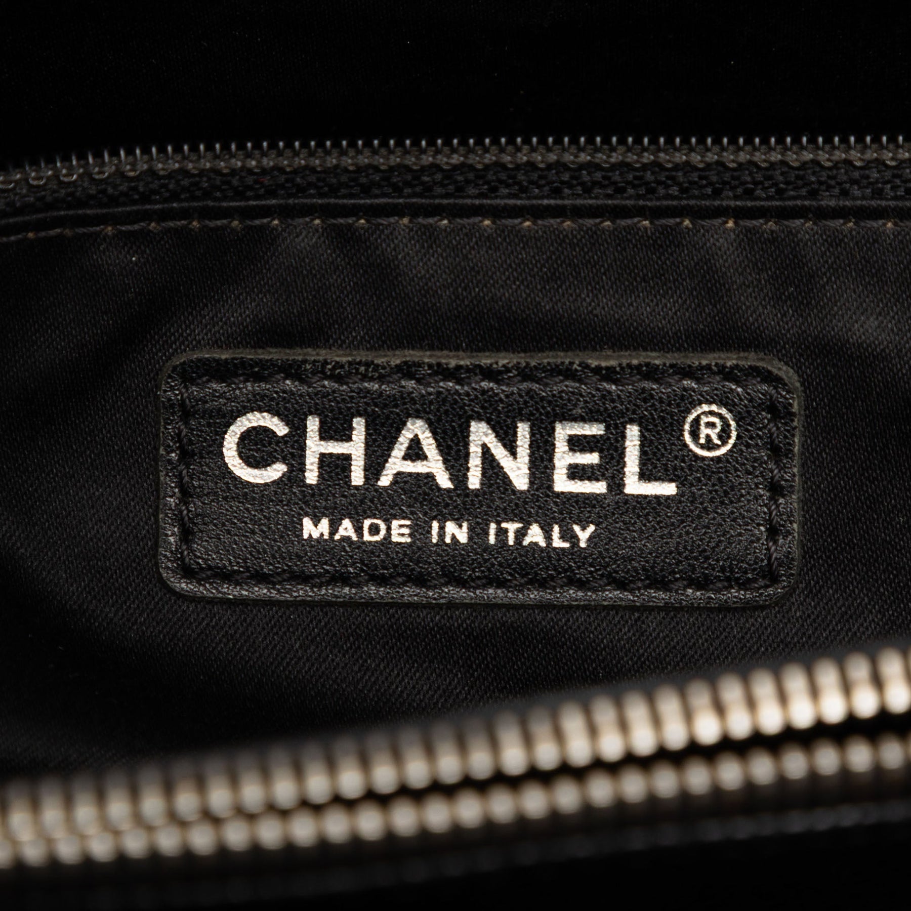 Chanel Caviar Grand Shopping Tote
