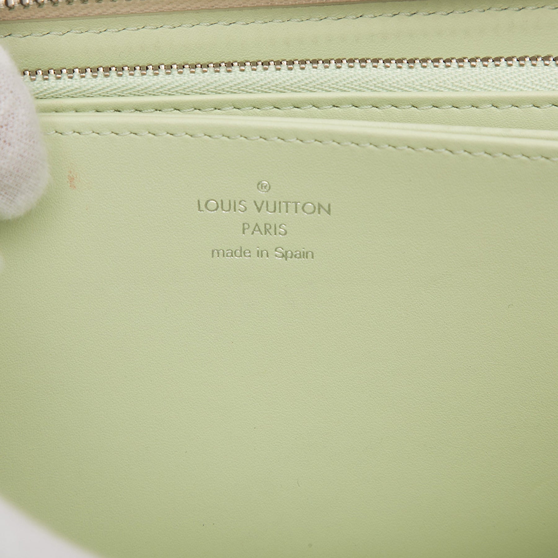 Louis Vuitton Monogram Mahina Reverse Zippy Wallet