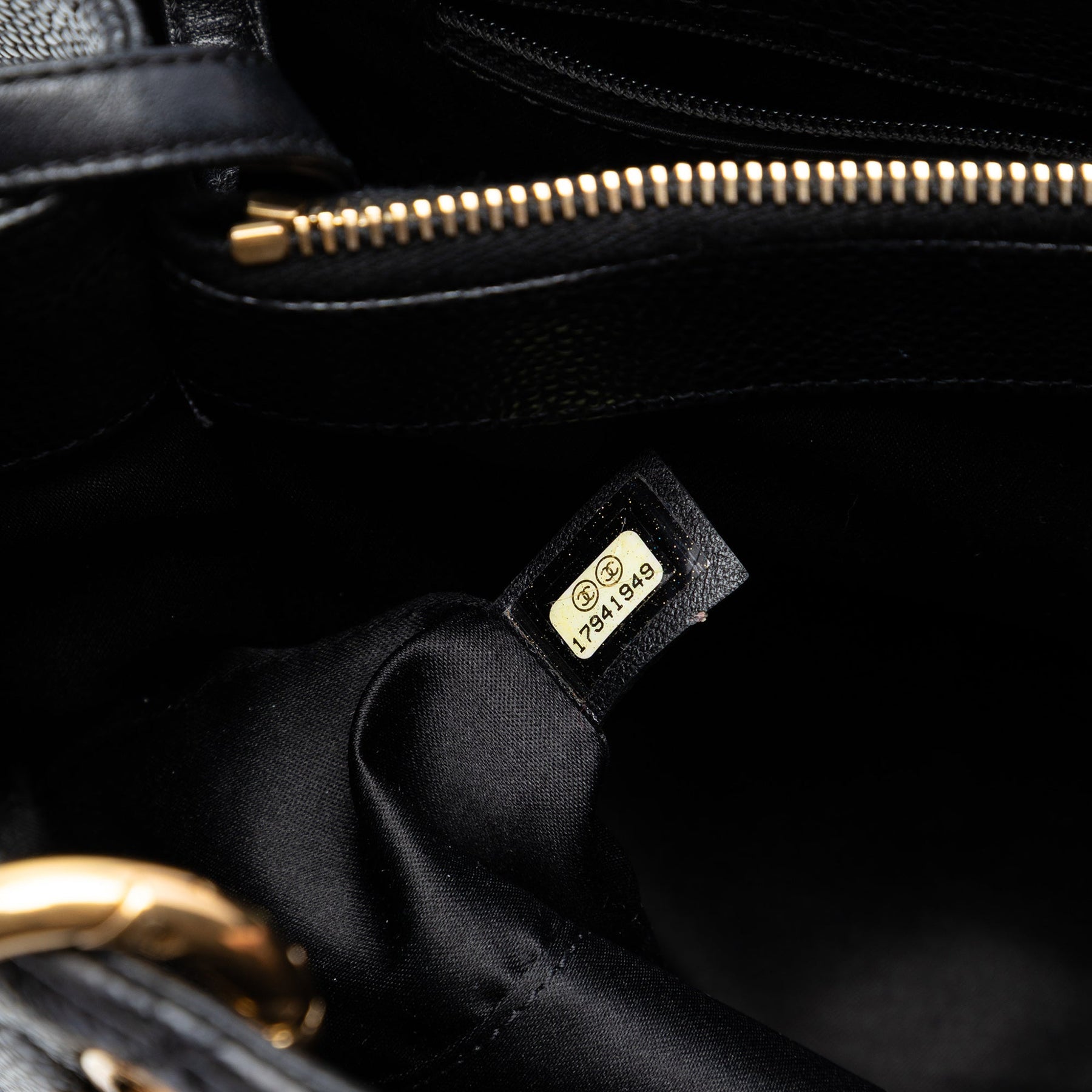 Chanel Caviar Grand Shopping Tote